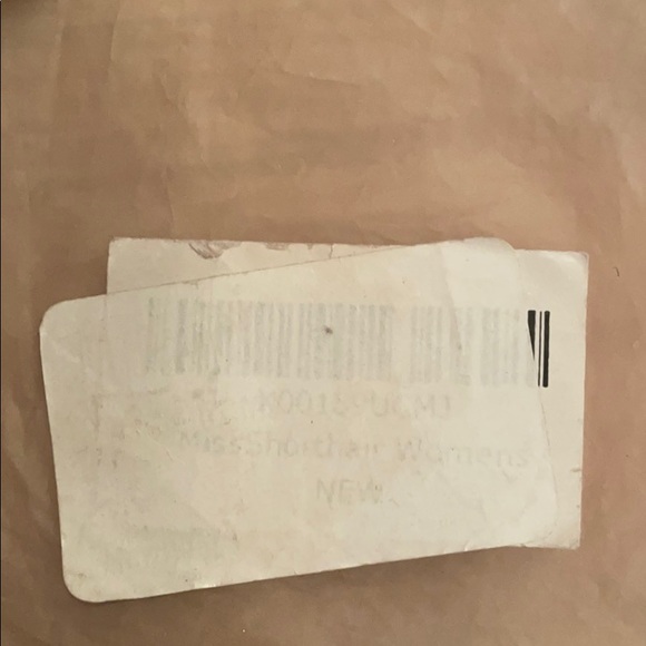 White Shawl / Wrap - Picture 10 of 10